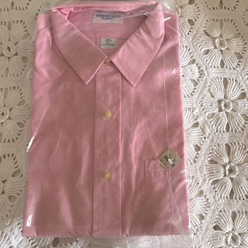 New with tags vintage Hathaway pinpoint half sleeve Oxford shirt. Size large